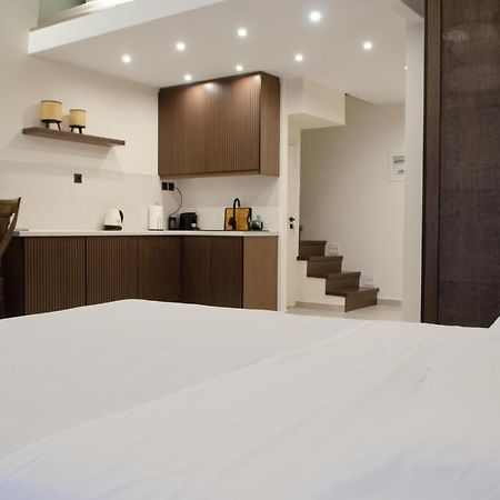 Leone Suites Nafpaktos Екстериор снимка