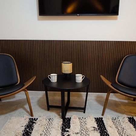 Leone Suites Nafpaktos Екстериор снимка