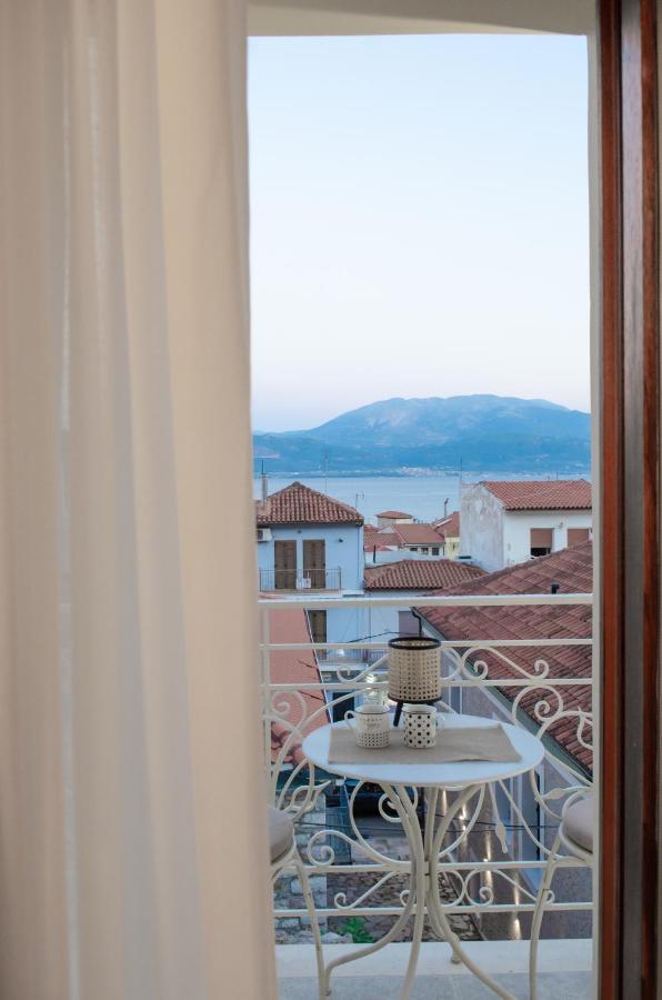 Leone Suites Nafpaktos Екстериор снимка